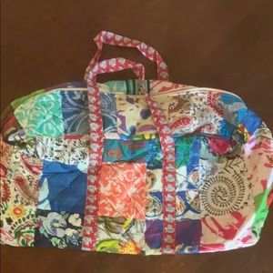 Quilted duffle bag
